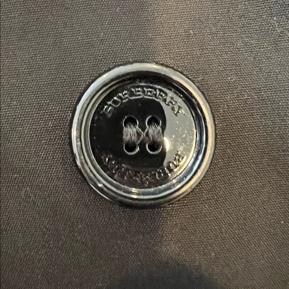 Burberry trench coat. Black mid-length. - Picture 2 of 9